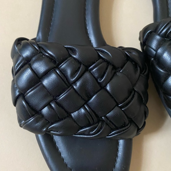Chunky Braided Black Slip On Sandal size 7 square toe - Picture 3 of 6